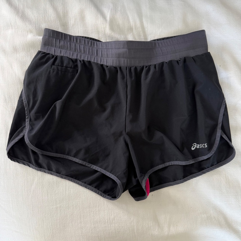 ASICS Womens Running Shorts Black Gray Dolphin Hem Athletic Gym Workout M
